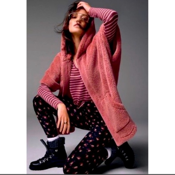 CAbi Pants - NWT Cabi S Activewear Lean Leggings Black with Pink and Purple Floral Pattern